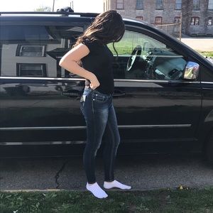 Meet your Posher, Haley